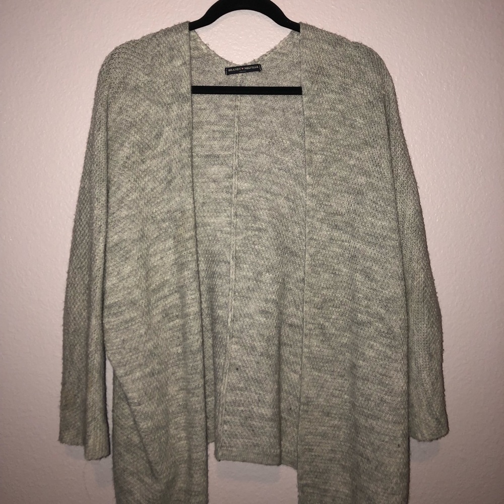 BRANDY MELVILLE cardigan
